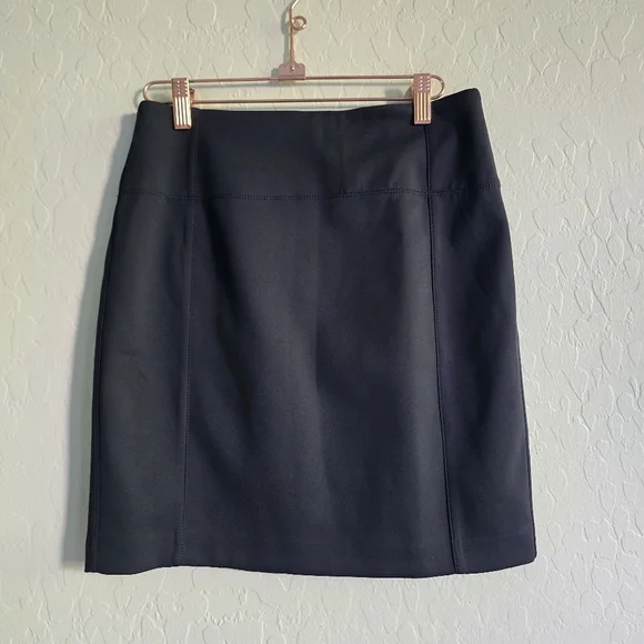 Lululemon &go Cityfarer Black Skirt Size 8 - Picture 2 of 9